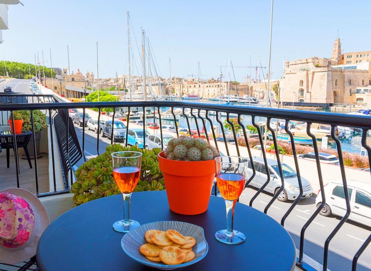 Vittoriosa' Seafront 2 Bed Highly Furnished Apartment Birgu Exterior foto