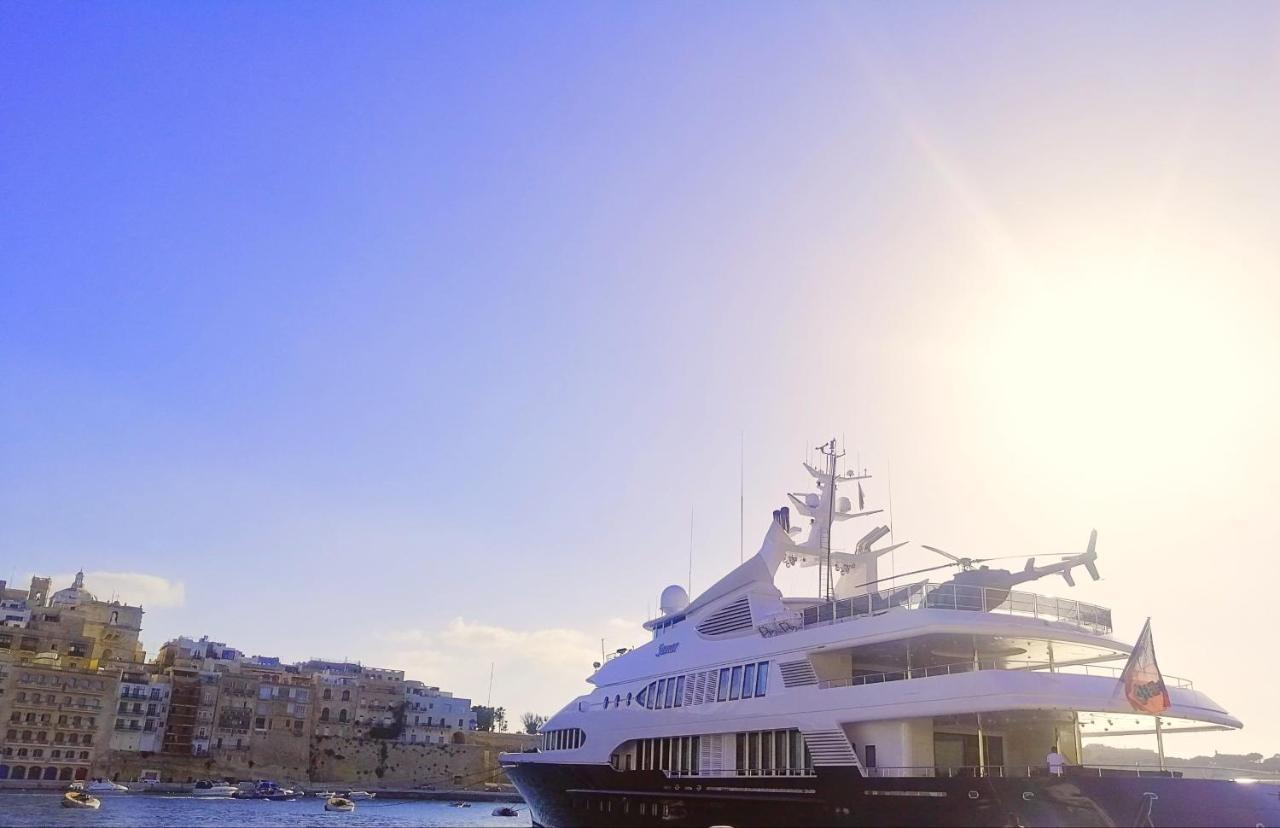 Vittoriosa' Seafront 2 Bed Highly Furnished Apartment Birgu Exterior foto