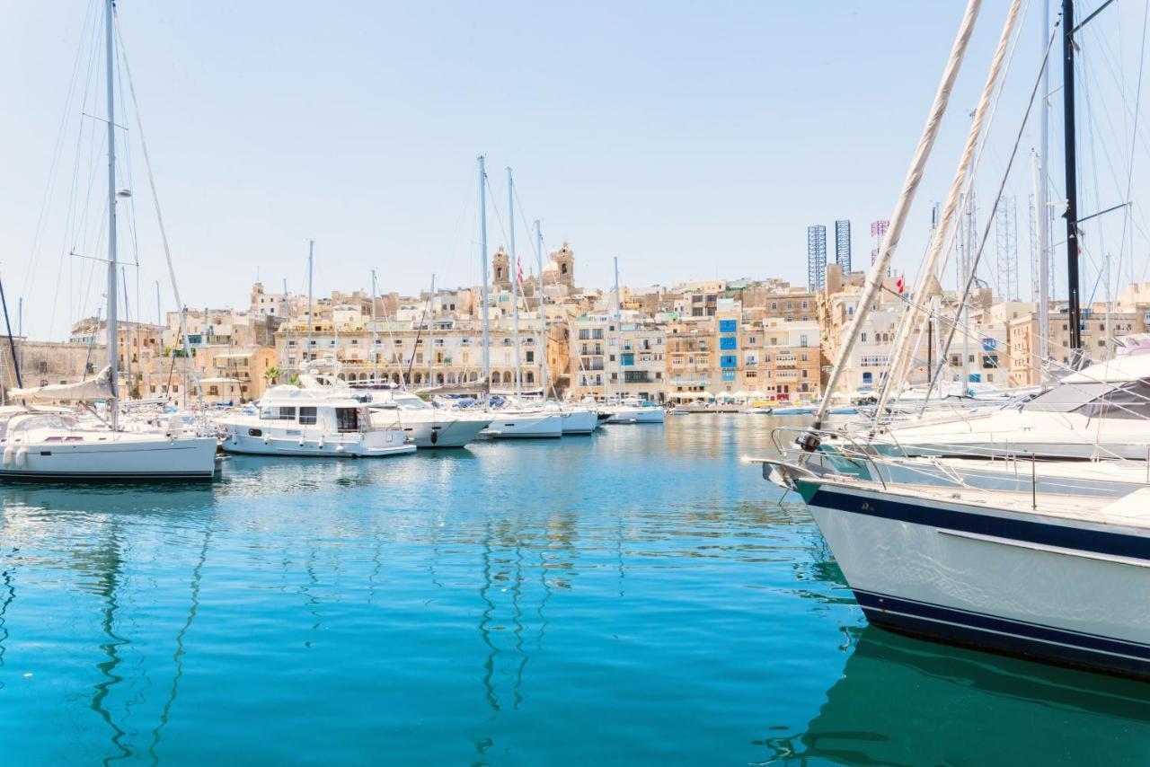 Vittoriosa' Seafront 2 Bed Highly Furnished Apartment Birgu Exterior foto